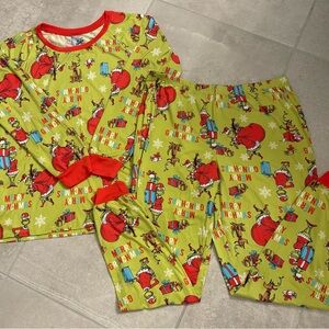 Dr. Seuss Unisex Youth Grinch Matching Family Pajama Set, 2-Piece
